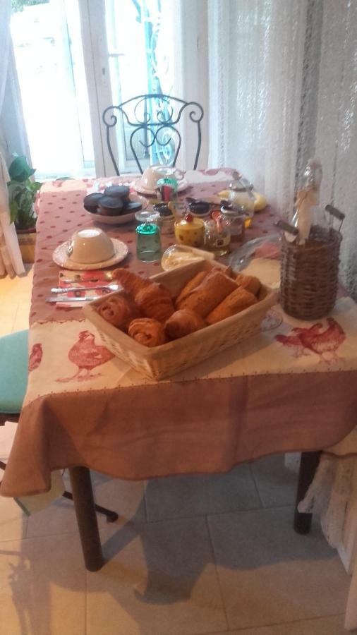 Bed and Breakfast Lou Quinsou Vendu Bordezac Exterior foto